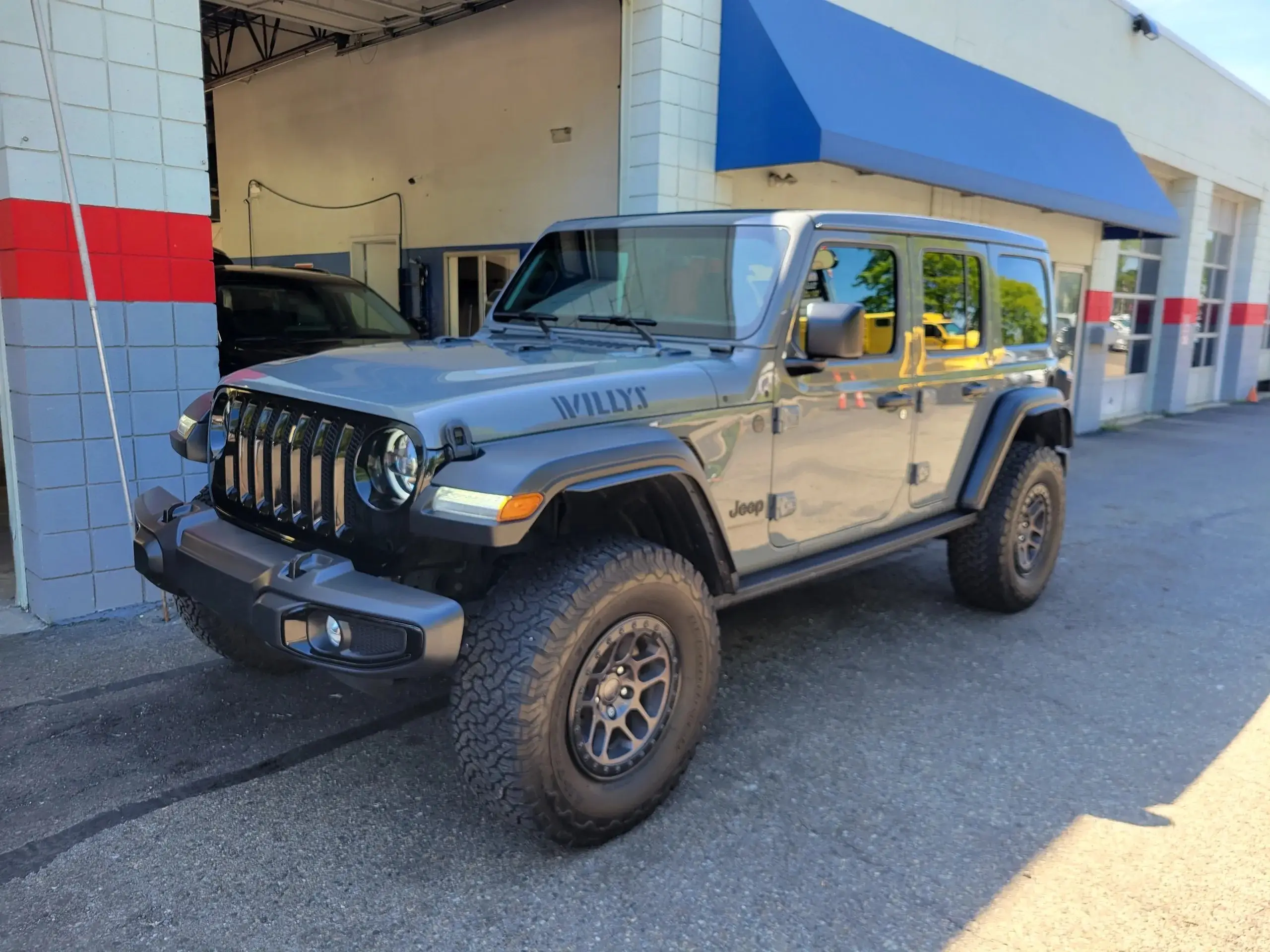Exterior Detail at Fast Track Detailing Solutions in Oakland County, Michigan